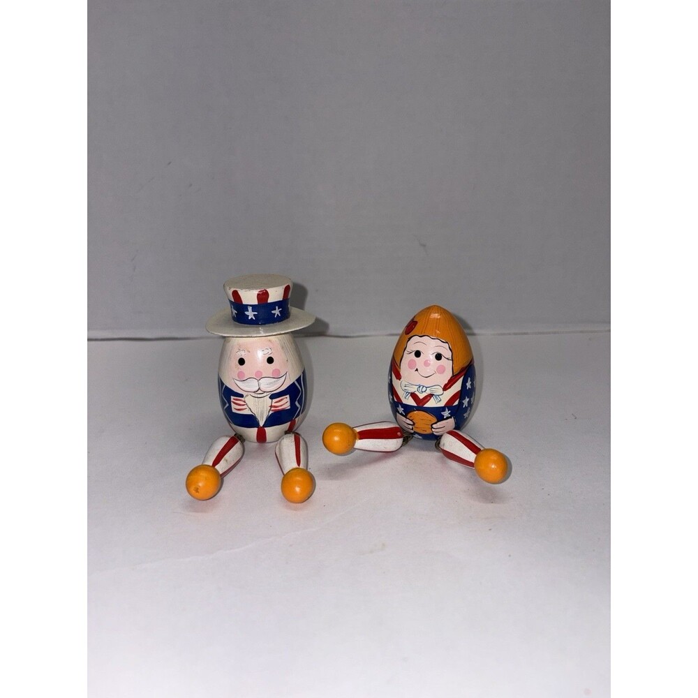 Vintage Egg Shelf Sitter Patriotic USA Hand Painted